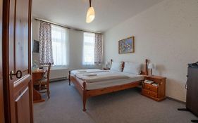 Haus Schlematal Hotel Und Restaurant